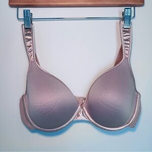 Natori Cream Seamless Underwire Bra